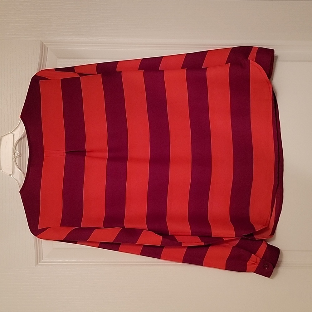 LOFT Blouse - Picture 2 of 2